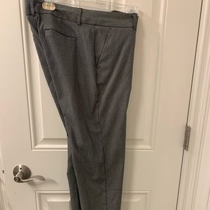 Apt 9 straight leg dress pants, size 8